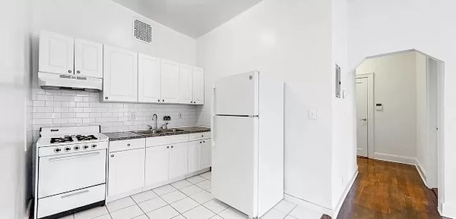 2 Bedrooms, Midtown East Rental in NYC for $3,700 - Photo 1