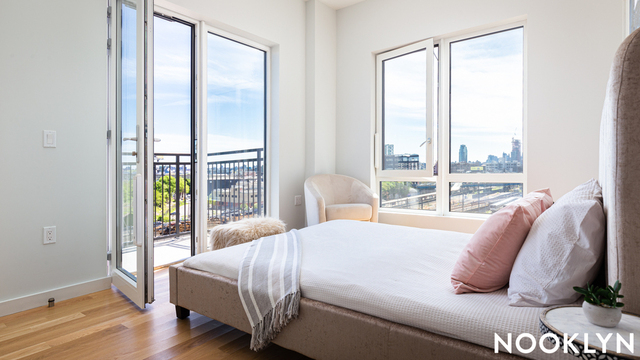 2 Bedrooms, Long Island City Rental in NYC for $5,400 - Photo 1