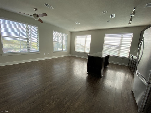 3 Bedrooms, North Loop Rental in Austin-Round Rock Metro Area, TX for $2,200 - Photo 1