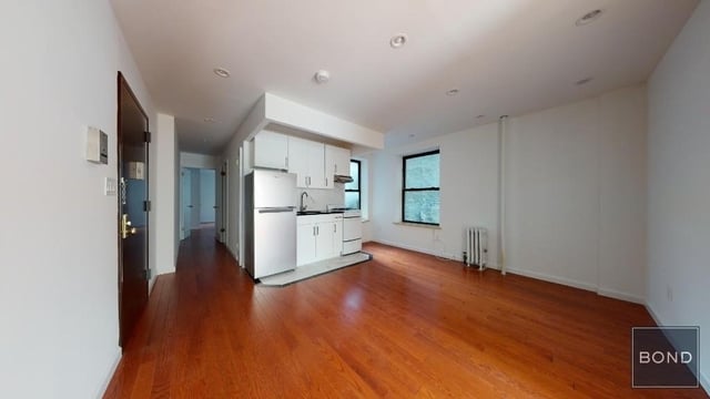 3 Bedrooms, East Village Rental in NYC for $6,150 - Photo 1