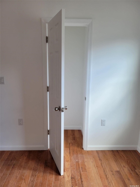 3 Bedrooms, Woodside Rental in NYC for $3,500 - Photo 1