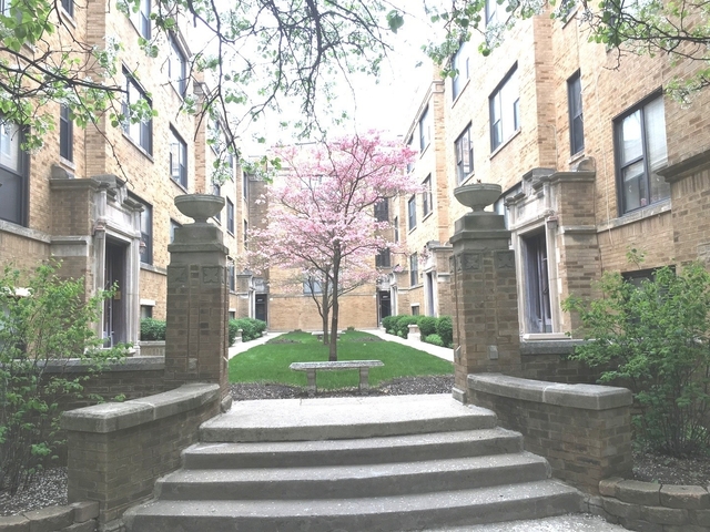 2 Bedrooms, Edgewater Rental in Chicago, IL for $1,700 - Photo 1