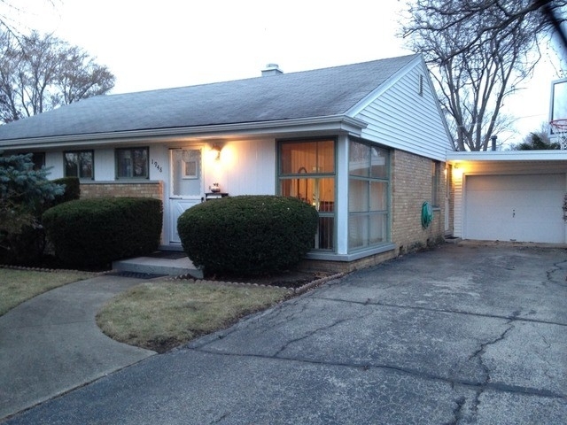 3 Bedrooms, Northfield Rental in Chicago, IL for $2,400 - Photo 1
