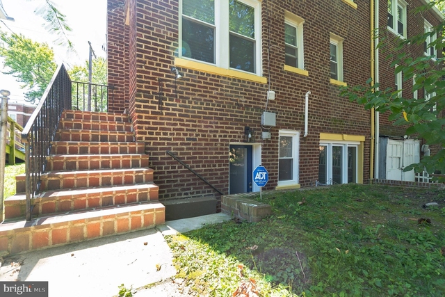 2 Bedrooms, Brightwood Rental in Washington, DC for $1,800 - Photo 1