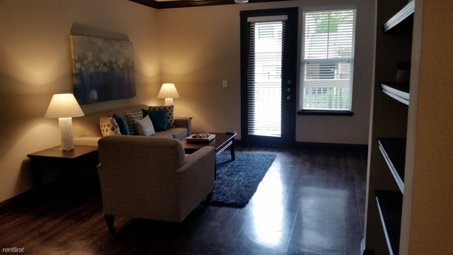 2 Bedrooms, West Dallas Place Rental in Houston for $1,800 - Photo 1