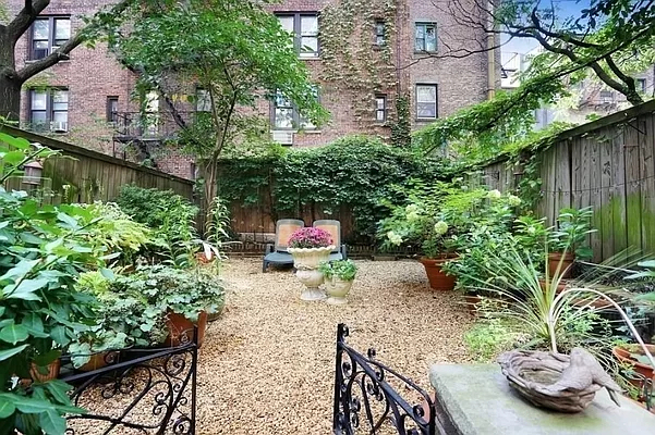 3 Bedrooms, Chelsea Rental in NYC for $17,000 - Photo 1