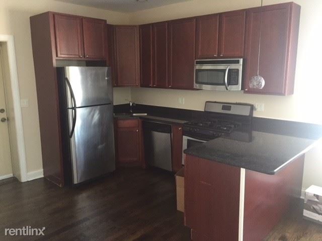 2 Bedrooms, Albany Park Rental in Chicago, IL for $1,500 - Photo 1