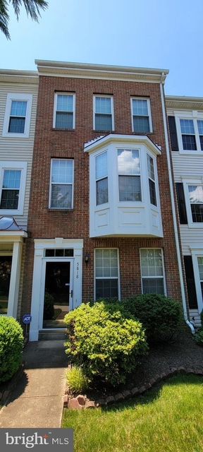 3 Bedrooms, Summers Grove Rental in Washington, DC for $2,950 - Photo 1