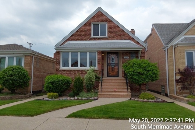 4 Bedrooms, Garfield Ridge Rental in Chicago, IL for $3,000 - Photo 1