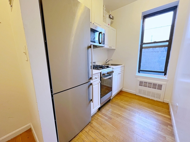 2 Bedrooms, Upper East Side Rental in NYC for $3,400 - Photo 1