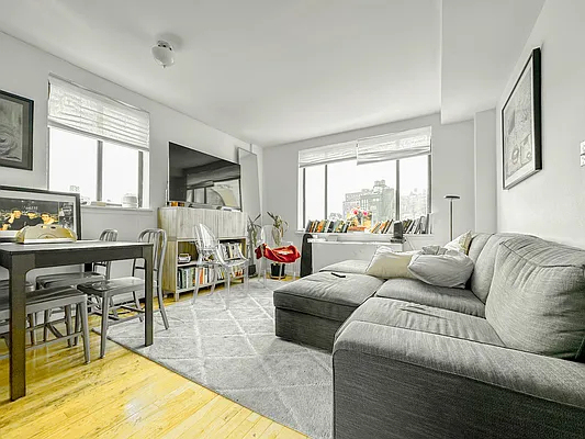 259 Elizabeth Street - Photo 1