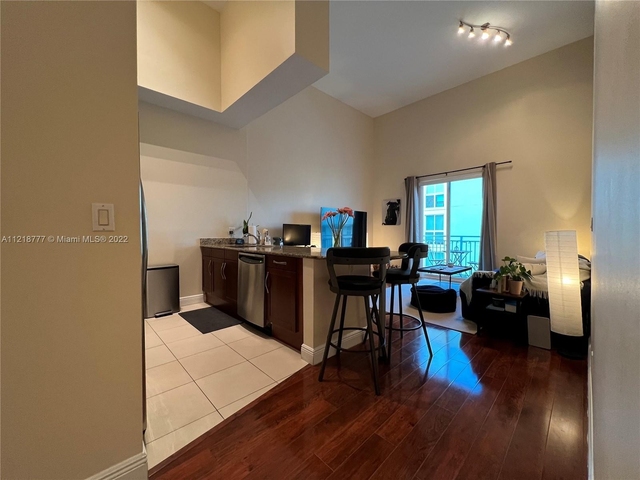 2 Bedrooms, Kendall Rental in Miami, FL for $3,500 - Photo 1