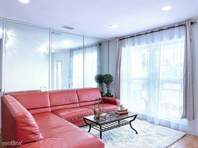 3 Bedrooms, Biscayne Gardens Rental in Miami, FL for $6,000 - Photo 1