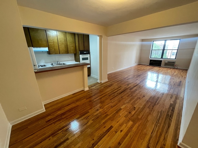 1 Bedroom, Forest Hills Rental in NYC for $2,050 - Photo 1