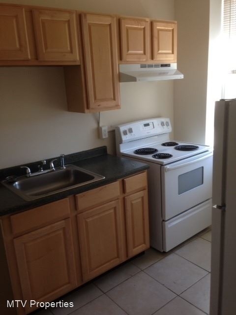 2 Bedrooms, Madison Park Rental in Baltimore, MD for $1,299 - Photo 1