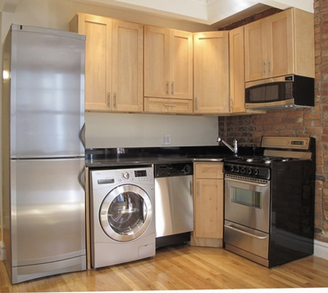 2 Bedrooms, Lower East Side Rental in NYC for $5,395 - Photo 1