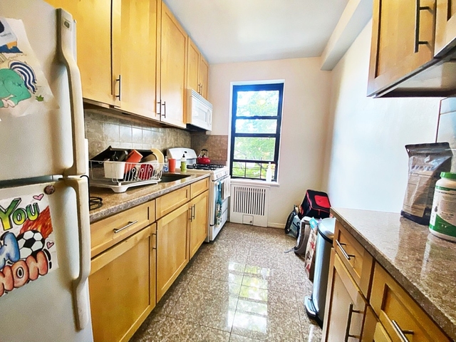 2 Bedrooms, Bay Ridge Rental in NYC for $2,595 - Photo 1