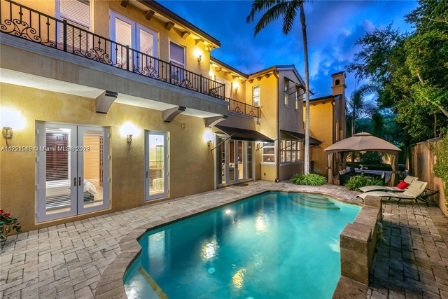 4 Bedrooms, Solana Park Rental in Miami, FL for $18,495 - Photo 1