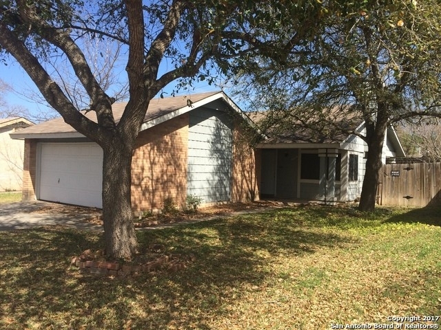 2 Bedrooms, Hill Country Rental in San Antonio, TX for $1,500 - Photo 1