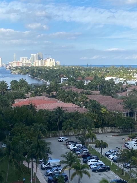 1 Bedroom, Golden Shores Ocean Boulevard Estates Rental in Miami, FL for $2,700 - Photo 1