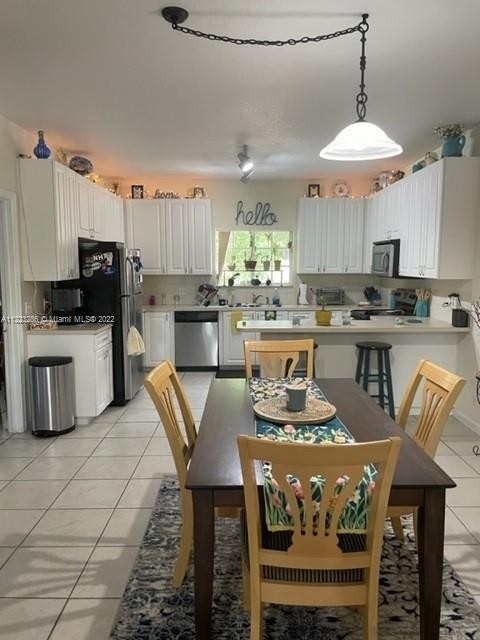 2 Bedrooms, Hillcrest Rental in Miami, FL for $2,300 - Photo 1