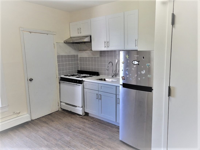 2 Bedrooms, Sunset Park Rental in NYC for $2,100 - Photo 1