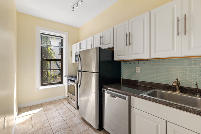 3 Bedrooms, Central Slope Rental in NYC for $4,800 - Photo 1