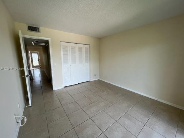 2 Bedrooms, Kingsley at Century Village Rental in Miami, FL for $1,900 - Photo 1