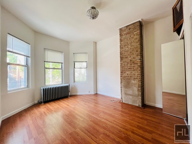 3 Bedrooms, Bay Ridge Rental in NYC for $2,750 - Photo 1