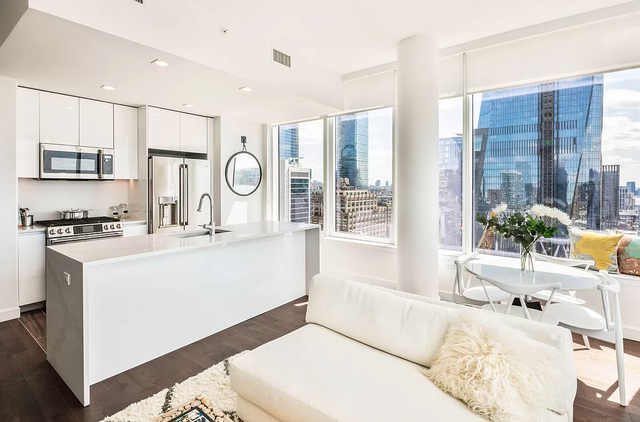 2 Bedrooms, Hudson Yards Rental in NYC for $7,929 - Photo 1