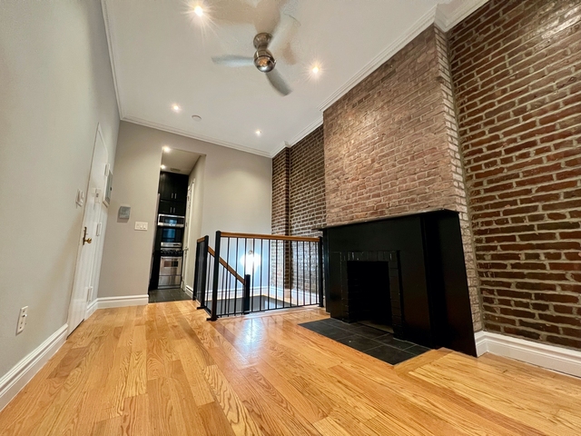 4 Bedrooms, West Village Rental in NYC for $9,995 - Photo 1