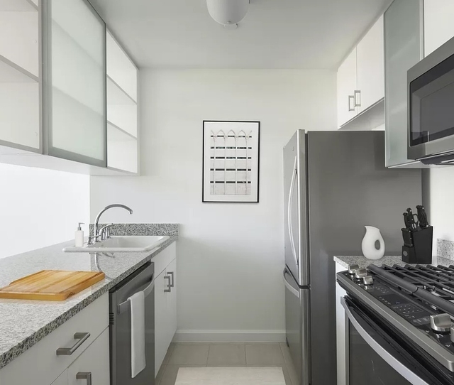 1 Bedroom, Hell's Kitchen Rental in NYC for $6,300 - Photo 1
