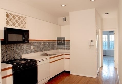 4 Bedrooms, Yorkville Rental in NYC for $7,295 - Photo 1