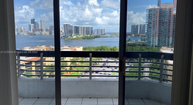 2 Bedrooms, Biscayne Yacht & Country Club Rental in Miami, FL for $3,300 - Photo 1