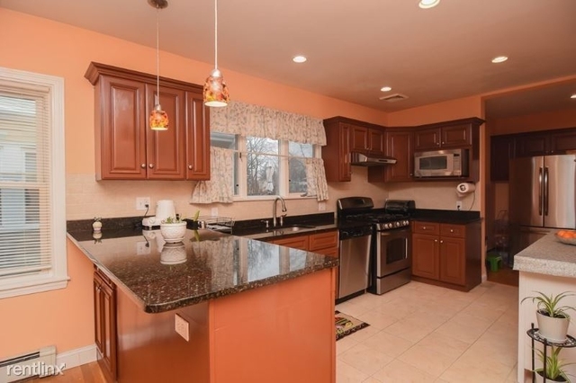 4 Bedrooms, Linden Rental in Boston, MA for $3,600 - Photo 1