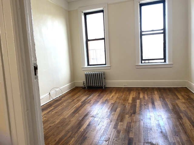 1 Bedroom, Astoria Rental in NYC for $1,900 - Photo 1