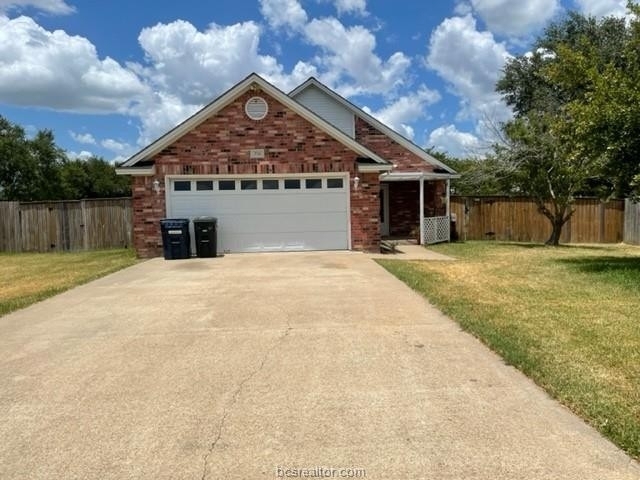 3 Bedrooms, Edelweiss Rental in Bryan-College Station Metro Area, TX for $1,750 - Photo 1