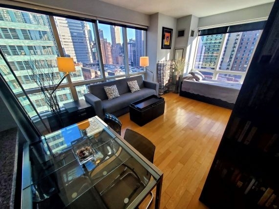 1 Bedroom, Garment District Rental in NYC for $5,950 - Photo 1