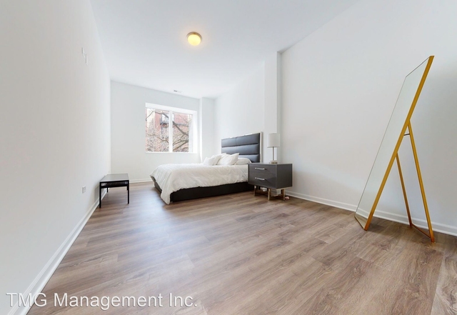 2 Bedrooms, Douglas Rental in Chicago, IL for $3,000 - Photo 1