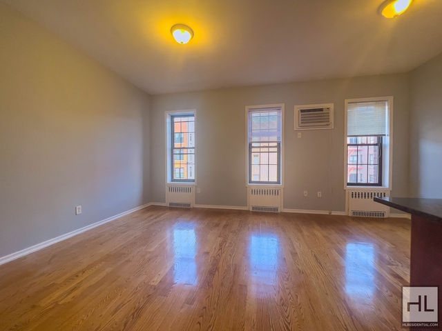 3 Bedrooms, Bay Ridge Rental in NYC for $2,600 - Photo 1