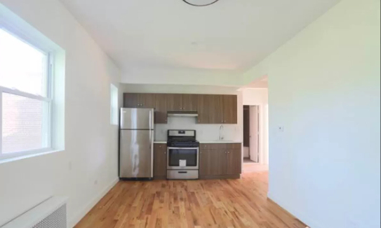 2 Bedrooms, Harding Park Rental in NYC for $2,050 - Photo 1