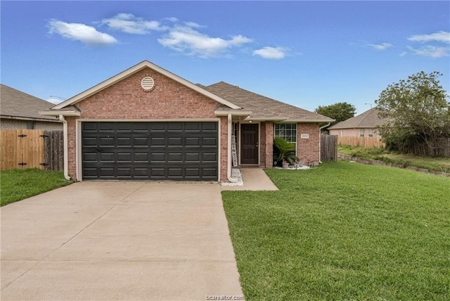 4 Bedrooms, Sun Meadows Rental in Bryan-College Station Metro Area, TX for $2,000 - Photo 1