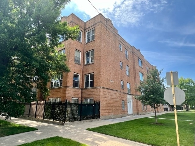 3 Bedrooms, Logan Square Rental in Chicago, IL for $1,650 - Photo 1