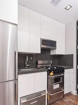 2 Bedrooms, Lower East Side Rental in NYC for $5,250 - Photo 1