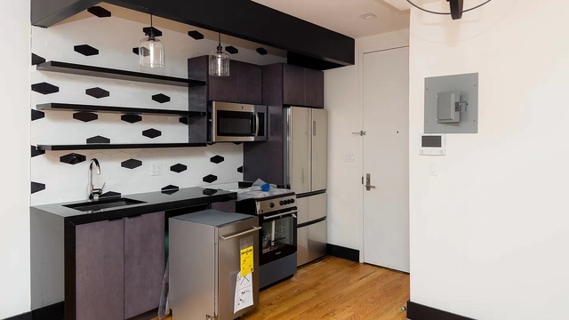 2 Bedrooms, Bushwick Rental in NYC for $3,550 - Photo 1