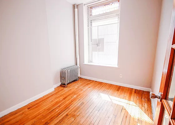 1 Bedroom, East Village Rental in NYC for $2,950 - Photo 1