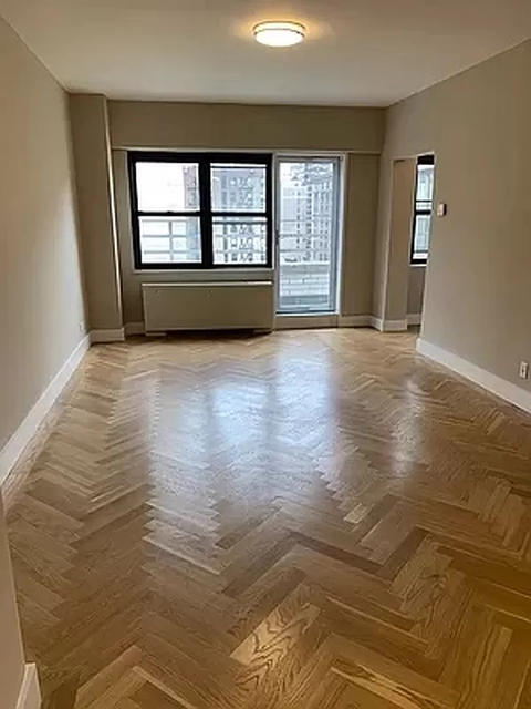 2 Bedrooms, Upper East Side Rental in NYC for $10,950 - Photo 1