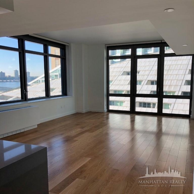 3 Bedrooms, Hell's Kitchen Rental in NYC for $8,000 - Photo 1