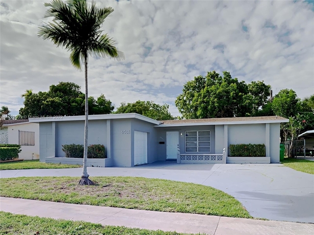 3 Bedrooms, Sunrise Golf Village East Rental in Miami, FL for $3,069 - Photo 1