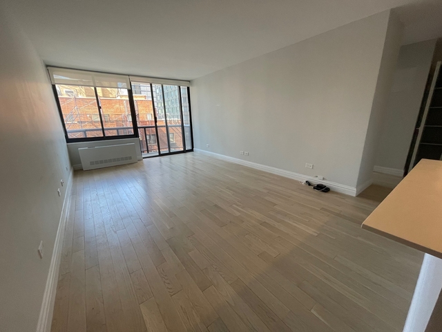 1 Bedroom, Theater District Rental in NYC for $4,200 - Photo 1